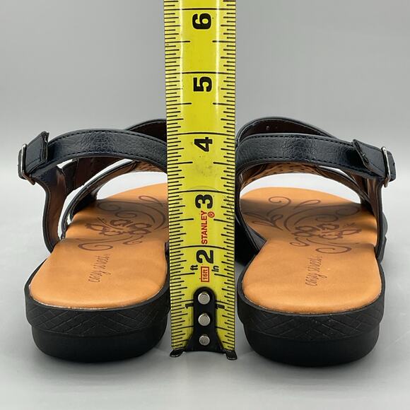 NEW Easy Street Women Bolt Decorative Cutout Flat Sandal Dark Navy Size 9M - Picture 4 of 10